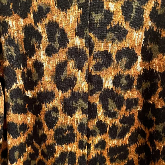 NOTATIONS~ WOMANS CHEETAH PRINT BLOUSE~ LG - Picture 4 of 8